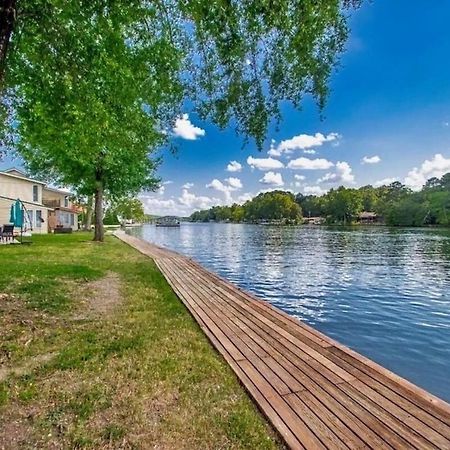 Boho Lakefront Condo With Stunning Views! Hawes 외부 사진